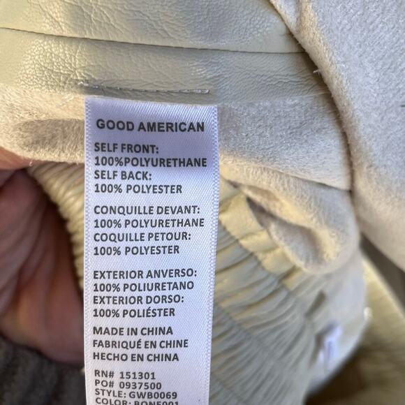 Good American Women's Better Than Leather Shorts Color Bone Size 2 - Picture 11 of 11